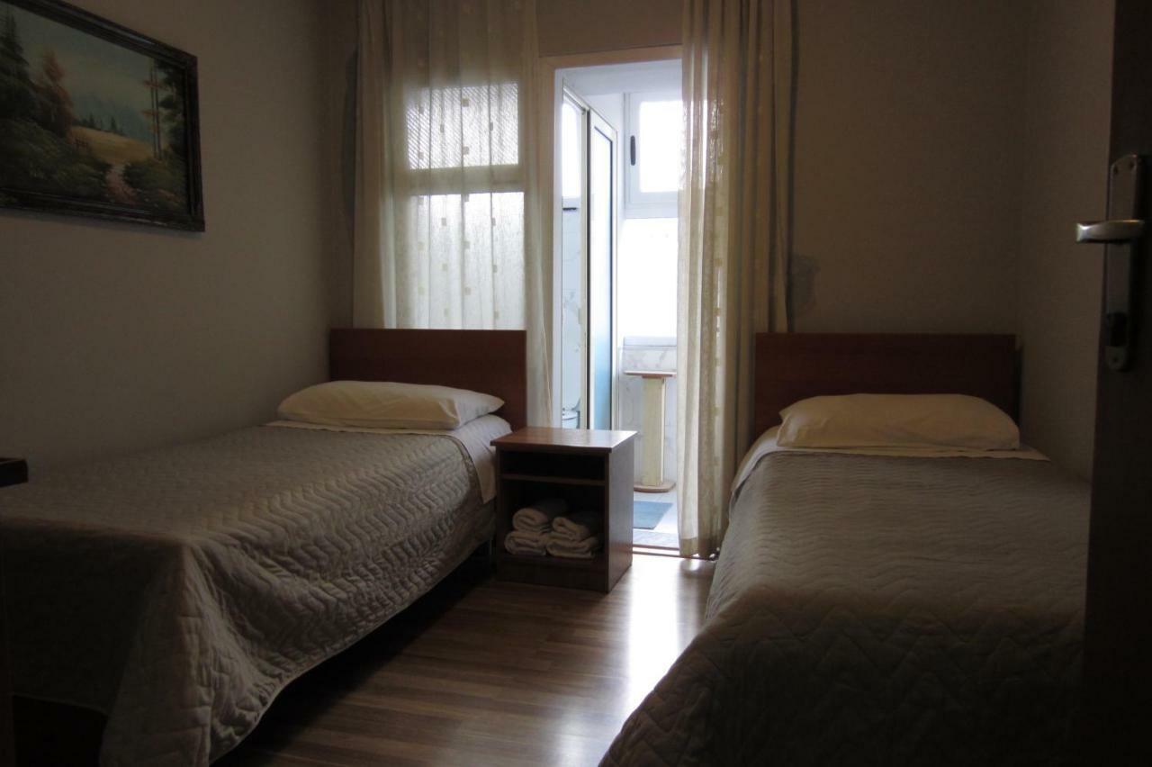 Salku Serviced Rooms Tirana Exterior foto